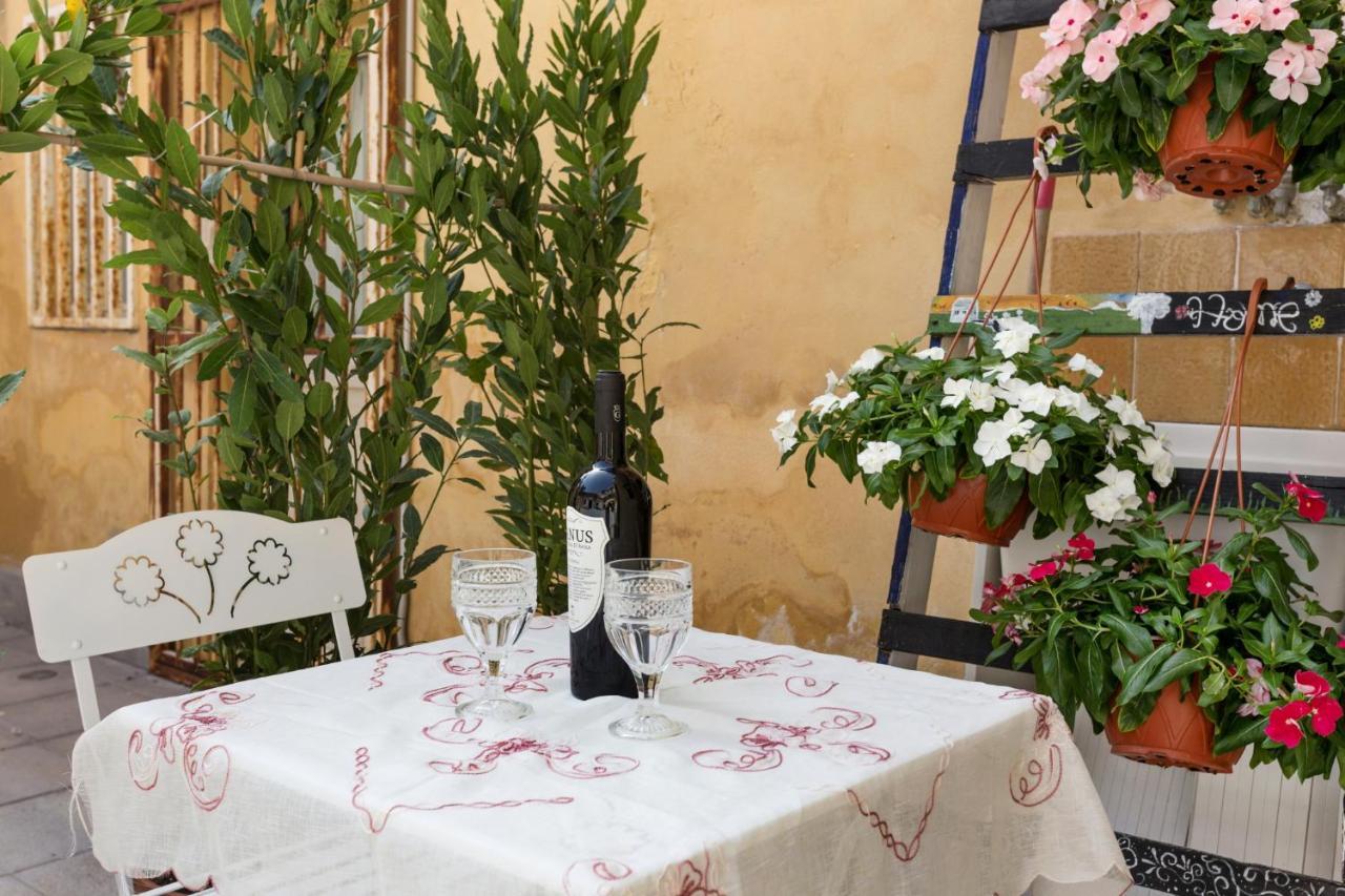 L'Incanto Apartment Сиракуза Екстериор снимка